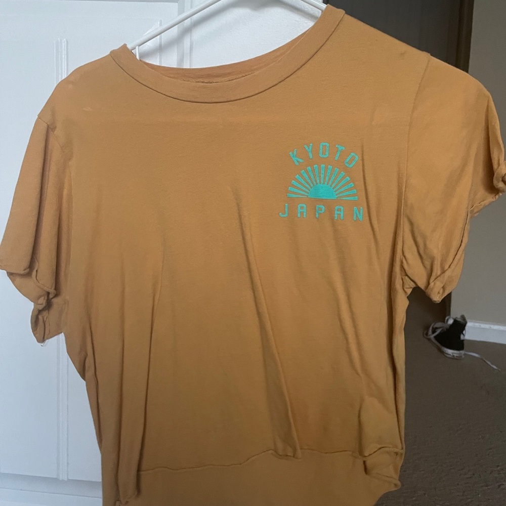Japan crop top